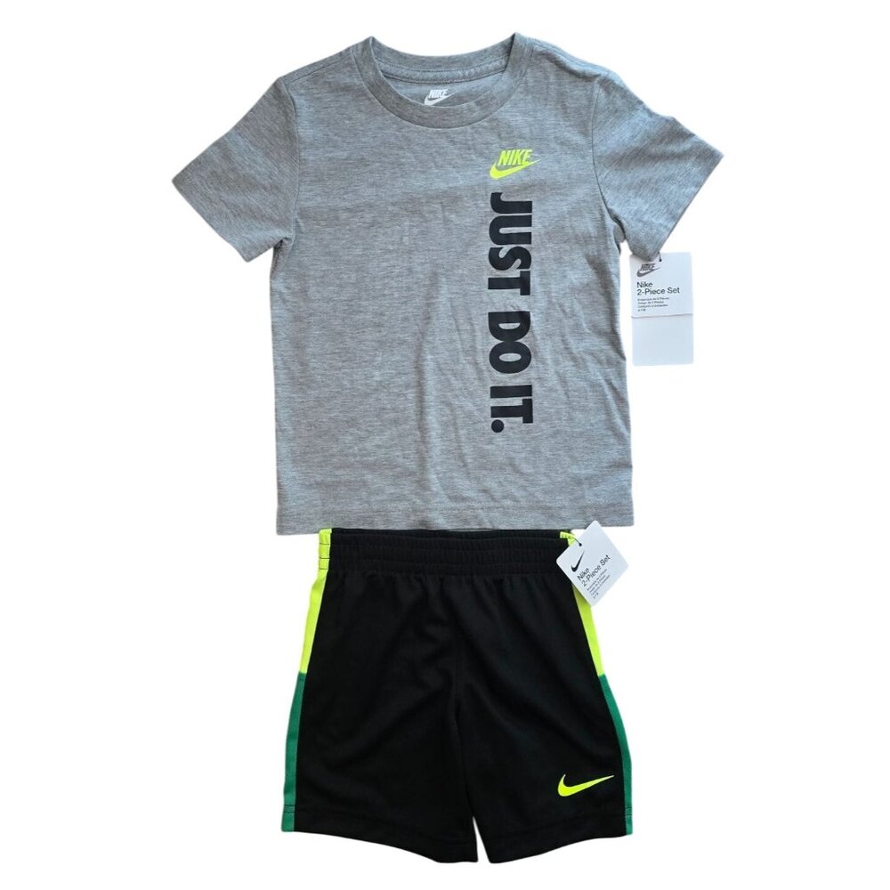 Nike Kids 2-Piece Just Do It T-Shirt & Shorts Set.size 4